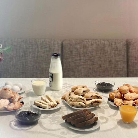 Bed & Breakfast Mina 地拉那 外观 照片