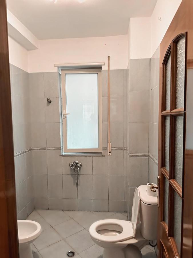 Bed & Breakfast Mina 地拉那 外观 照片